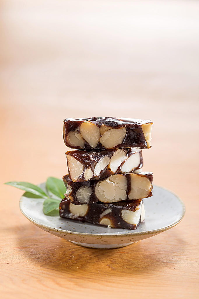 Black Date & Macadamia Soft Candy 夏威夷豆南棗糕